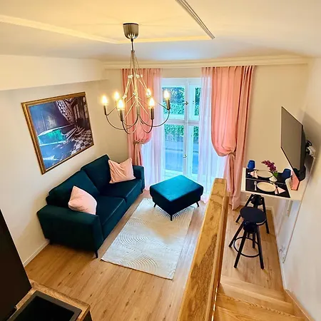 Appartement Divadelni - Historic Center & Steps From Charles Bridge